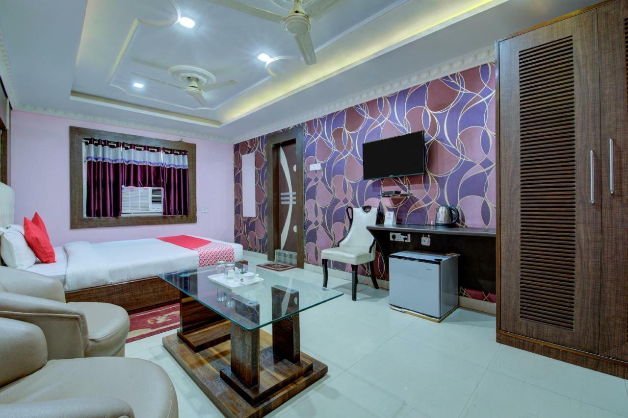 Oyo 14579 The Hangout Jamshedpur Buitenkant foto